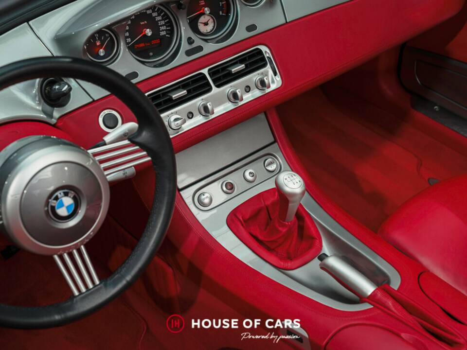 Image 20/25 of BMW Z8 (2002)