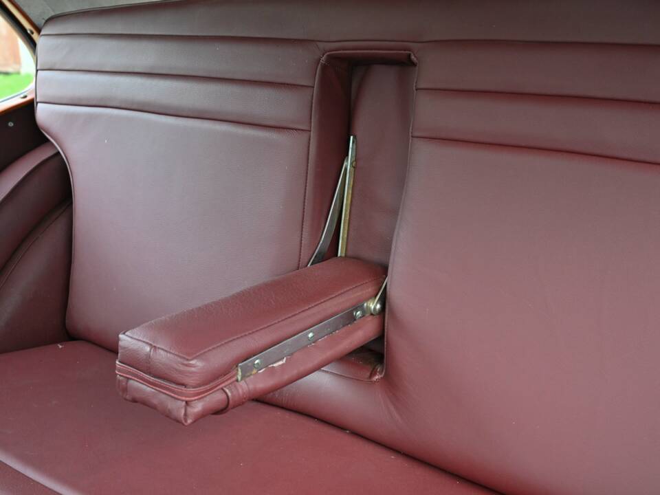 Immagine 48/50 di Alvis TA 14 Duncan Sports (1948)