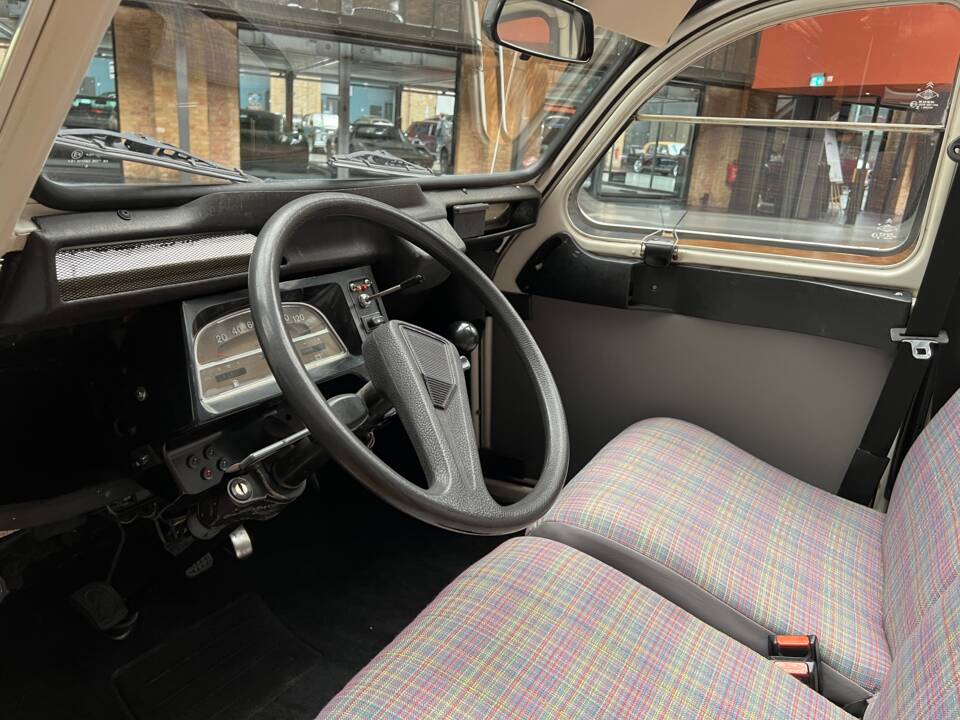 Bild 20/39 von Citroën 2 CV 6 Club (1988)