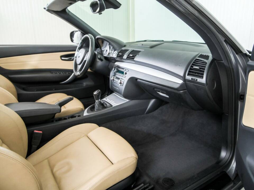 Immagine 12/50 di BMW 120i (2012)