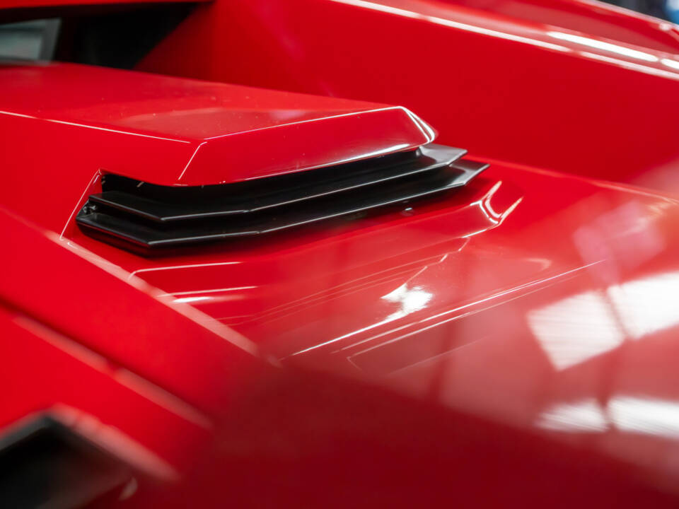 Image 48/50 of Lamborghini Countach LP 5000 S QV (1988)