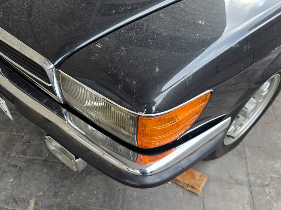 Immagine 16/34 di Mercedes-Benz 500 SL (1980)