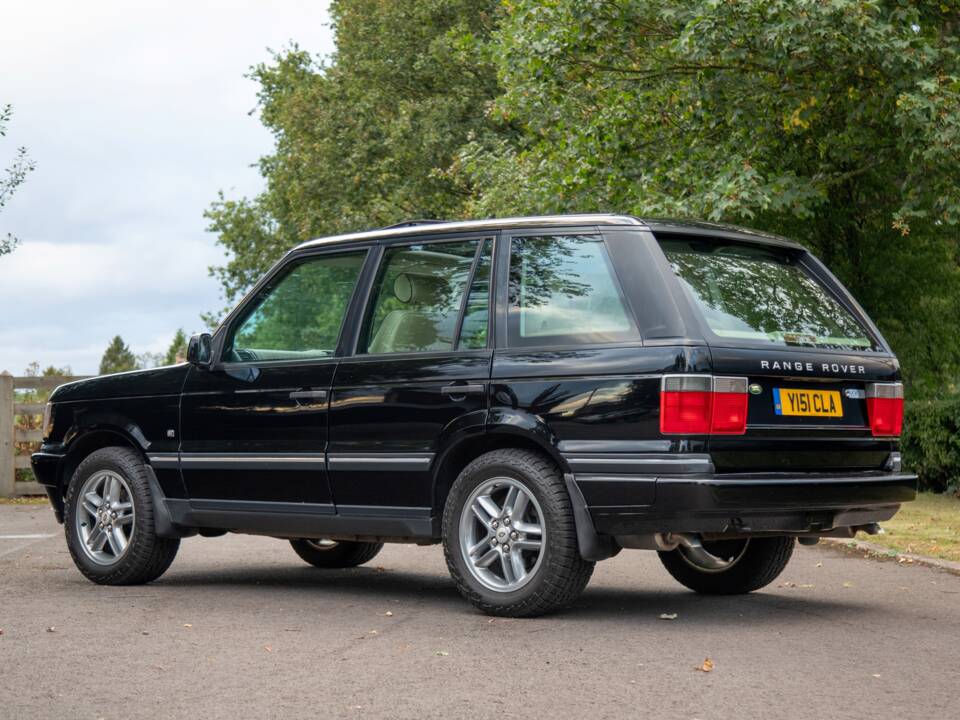 Immagine 3/50 di Land Rover Range Rover 4.6 Vogue (2001)
