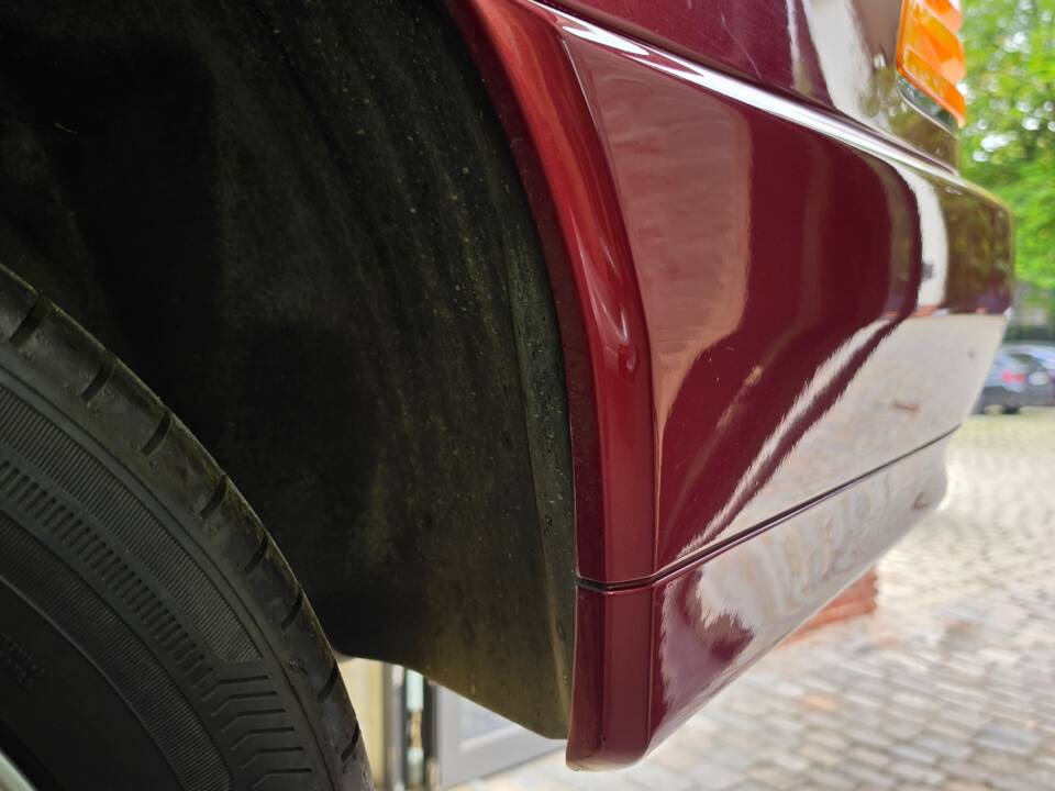 Image 53/100 of Mercedes-Benz 300 SL-24 (1991)