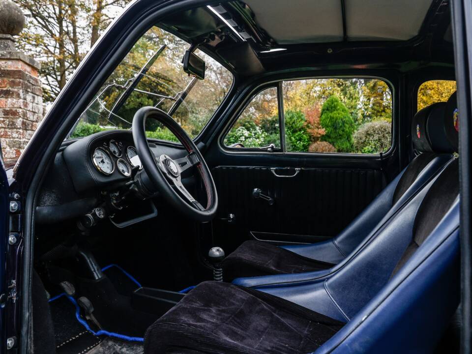 Image 4/45 of FIAT 500 L (1972)