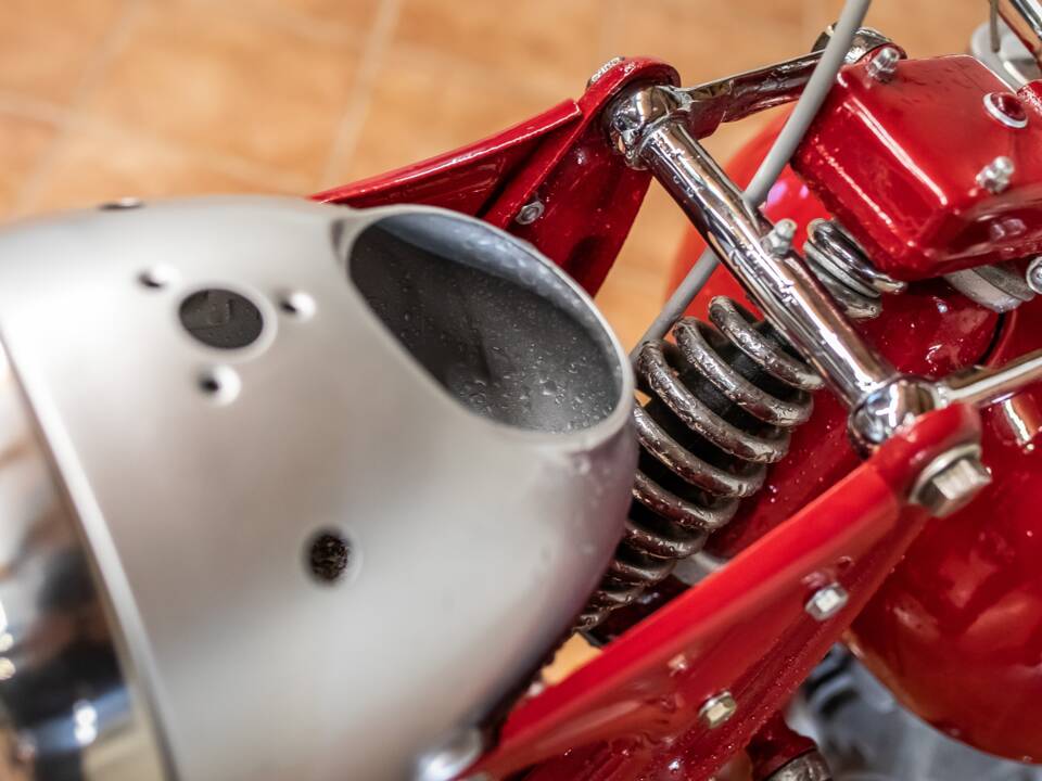 Image 7/14 de Triumph (TWN) BD 250 (1900)