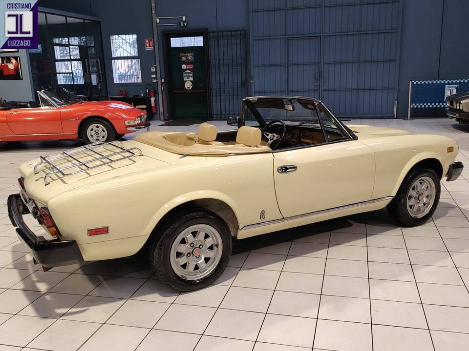 Image 11/64 of FIAT Spider 2000 (1982)
