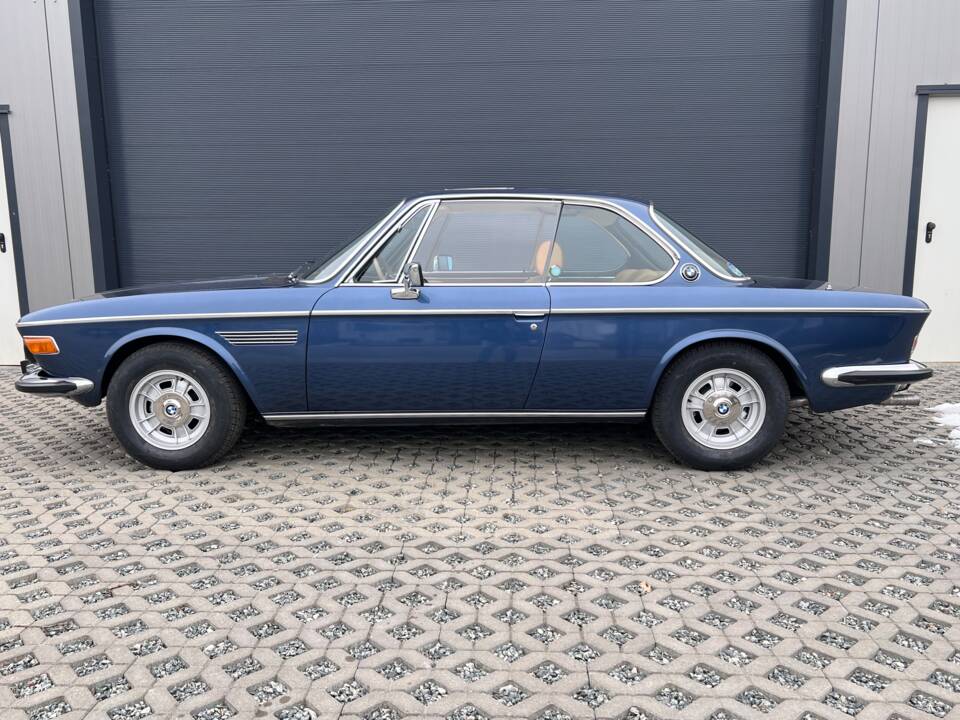 Image 6/28 of BMW 3.0 CS (1975)