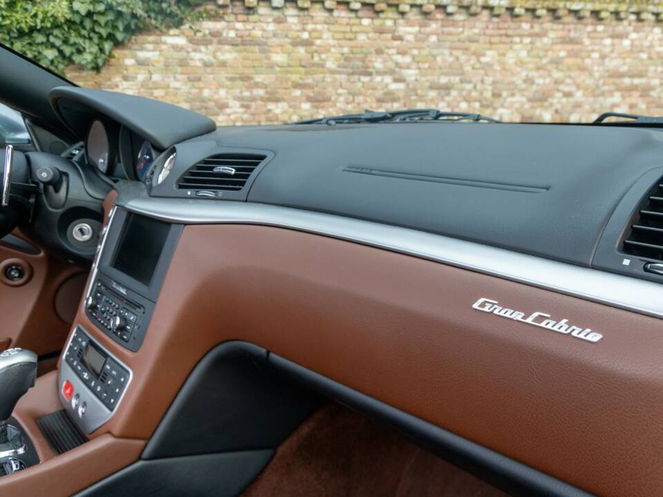 Bild 20/50 von Maserati GranCabrio Sport (2015)