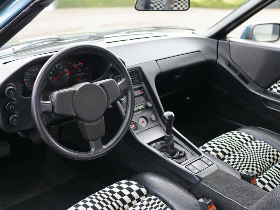 Bild 23/48 von Porsche 928 (1978)