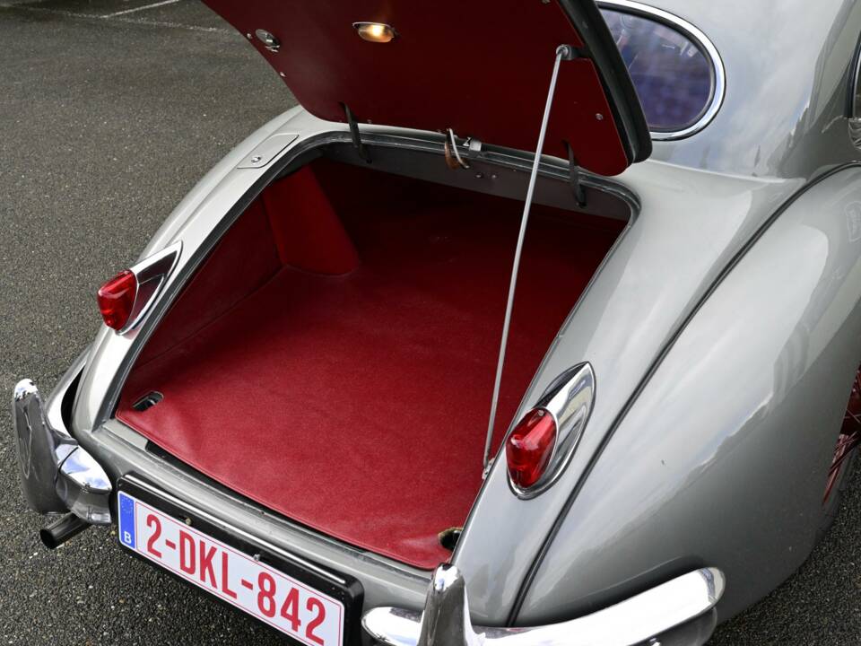 Bild 23/50 von Jaguar XK 140 FHC (1954)