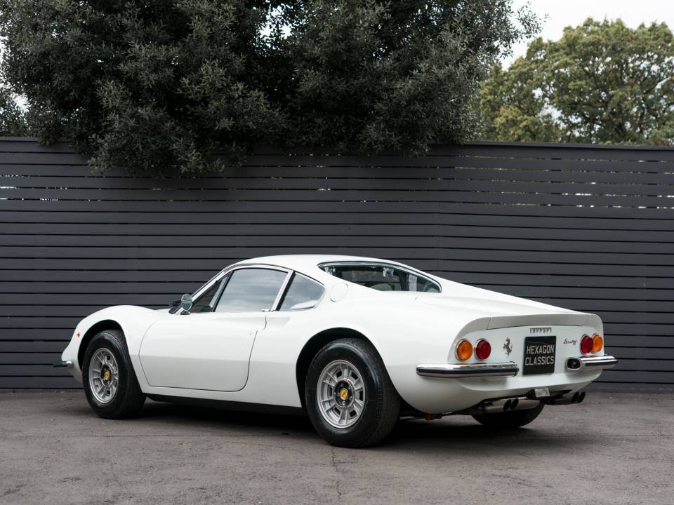 Image 5/43 de Ferrari Dino 246 GT (1971)