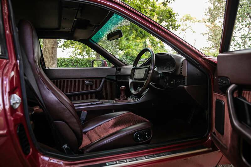 Imagen 36/45 de Porsche 944 (1989)