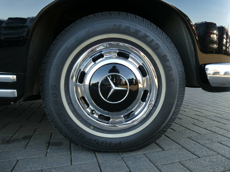 Afbeelding 25/28 van Mercedes-Benz 220 S (1956)