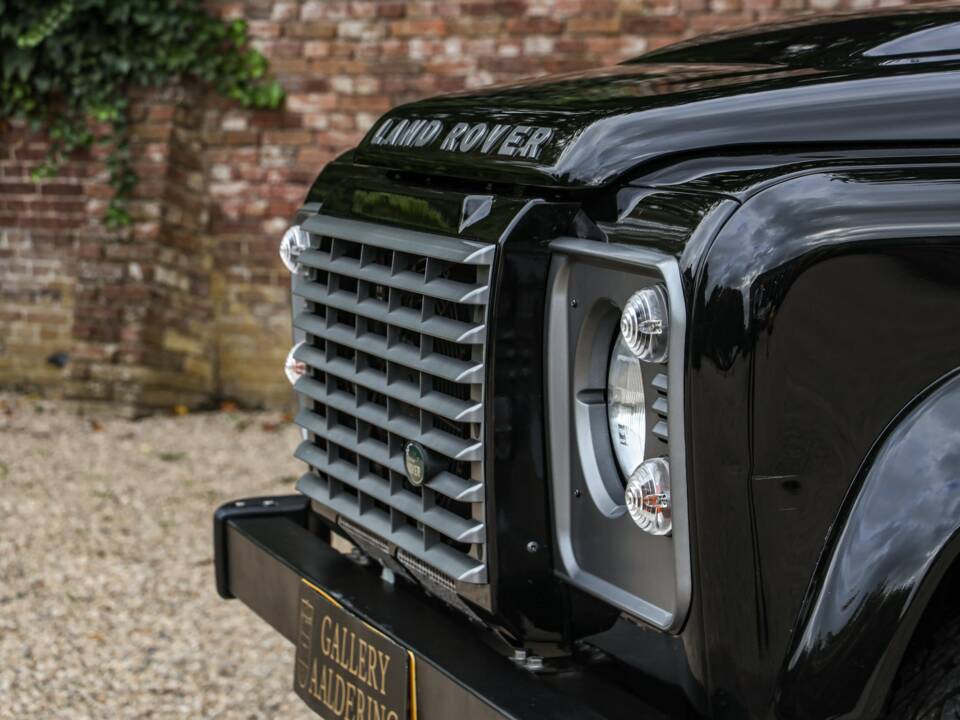 Bild 22/50 von Land Rover Defender 90 (2013)