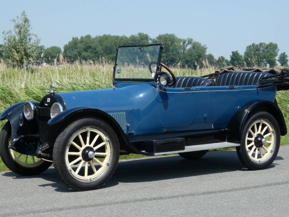 Image 16/22 of Buick K-45 (1920)