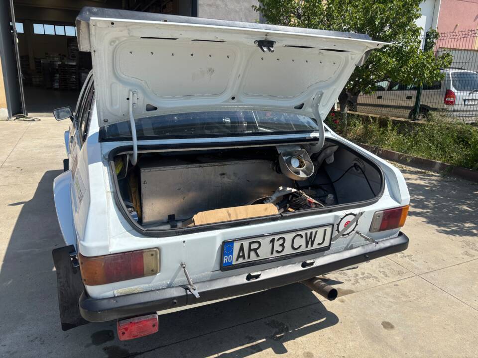 Image 67/84 de Ford Escort RS 2000 (1979)