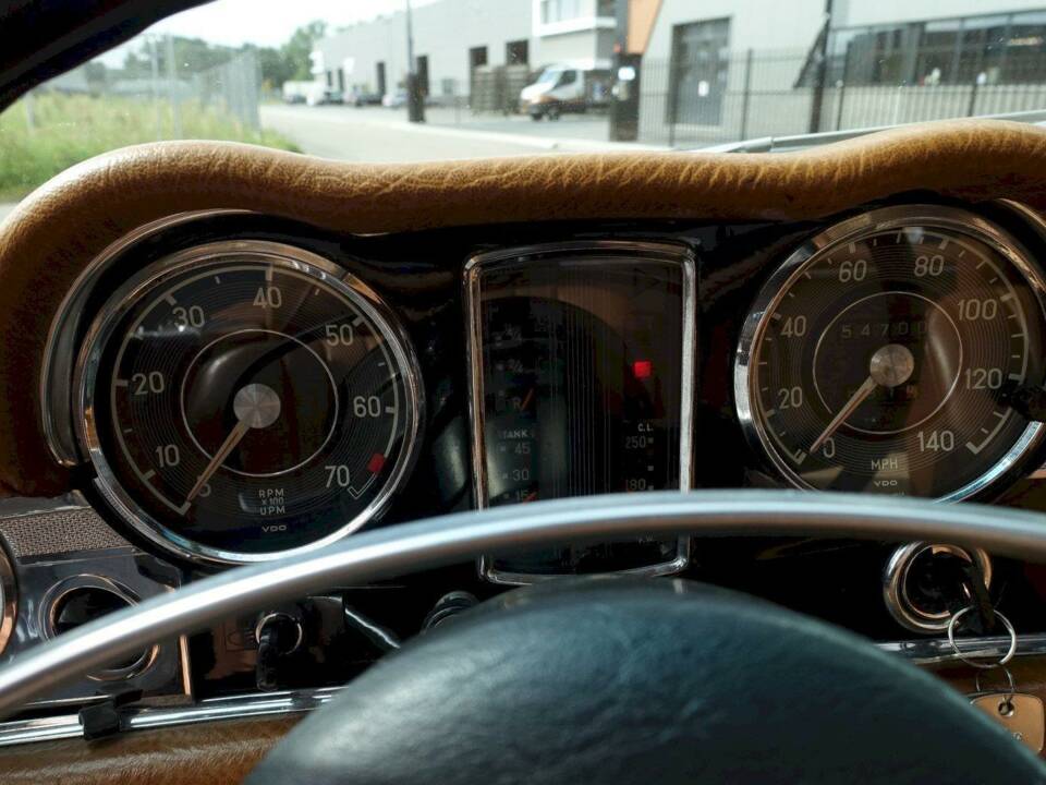 Bild 17/36 von Mercedes-Benz 280 SL (1970)
