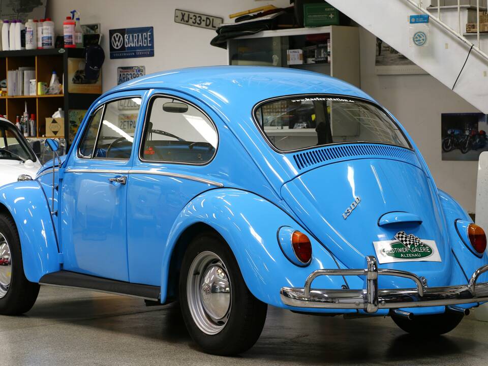 Bild 5/15 von Volkswagen Käfer 1300 (1966)