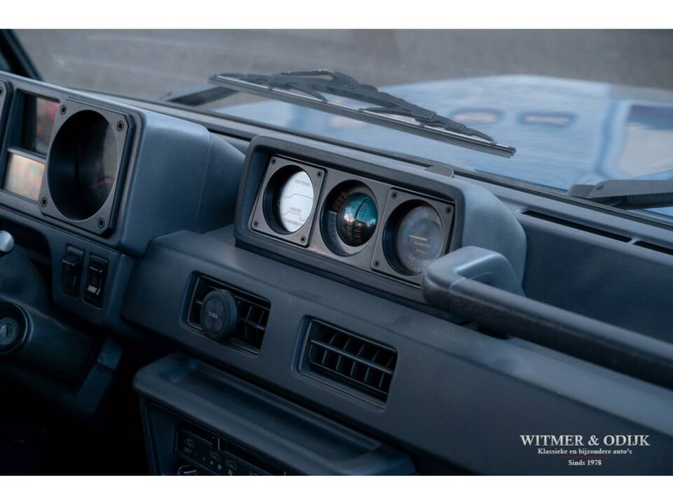 Immagine 12/28 di Mitsubishi Montero V6 (1990)