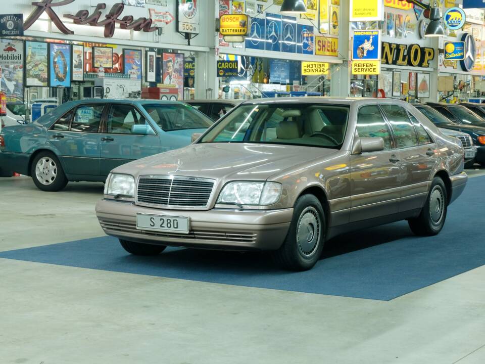 Bild 10/50 von Mercedes-Benz S 280 (1994)
