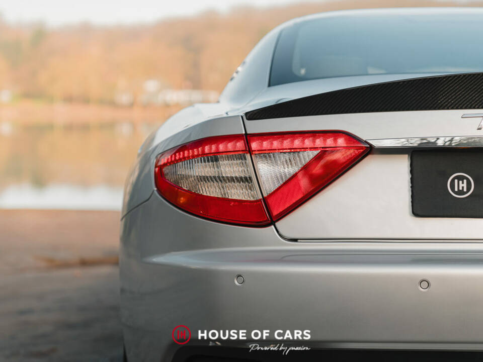 Image 22/50 of Maserati GranTurismo Sport (2014)