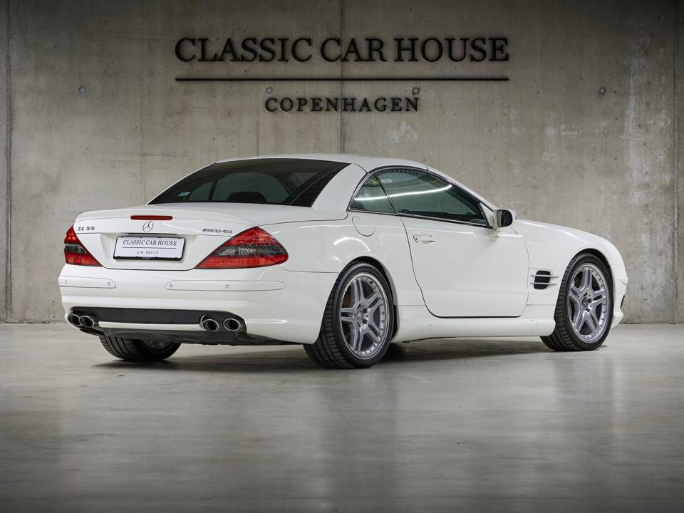 Image 6/99 de Mercedes-Benz SL 55 AMG (2005)