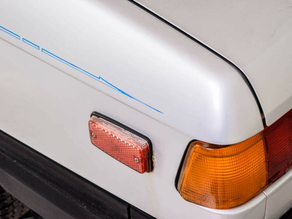 Image 33/50 of BMW 320i (1981)