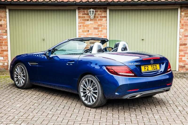 Image 9/50 of Mercedes-Benz SLC 250 d (2017)