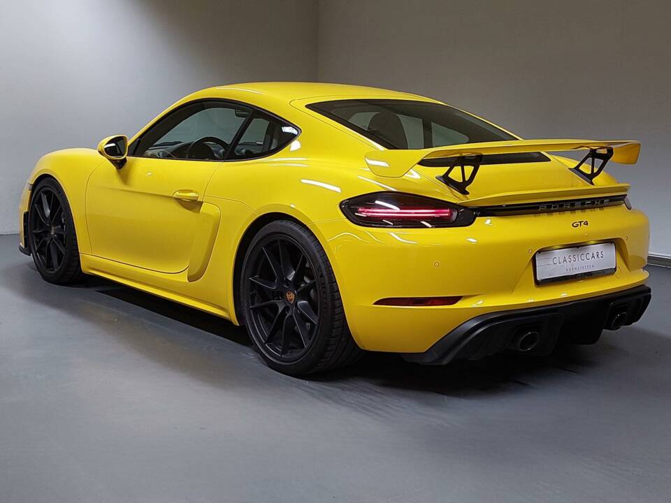 Image 12/25 of Porsche 718 Cayman GT4 (2021)