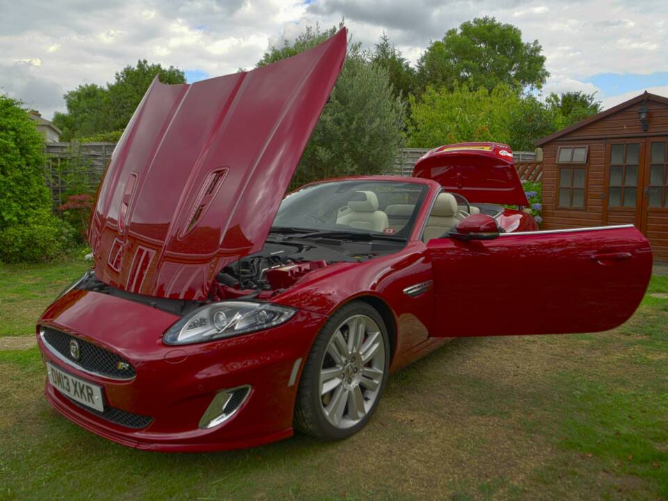 Image 28/50 of Jaguar XKR (2013)