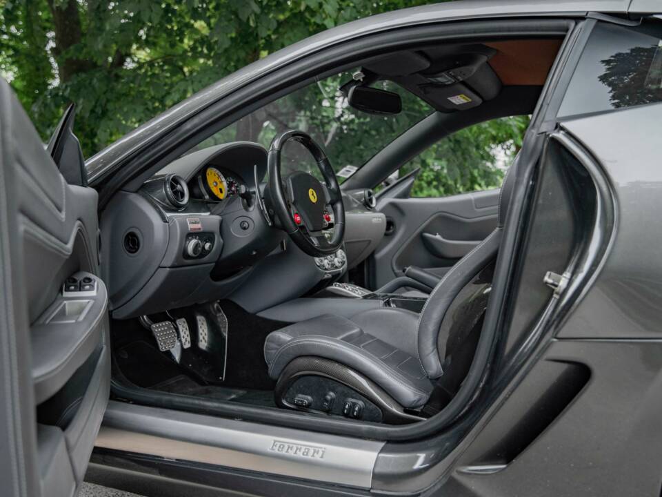 Image 31/50 de Ferrari 599 GTB Fiorano (2006)
