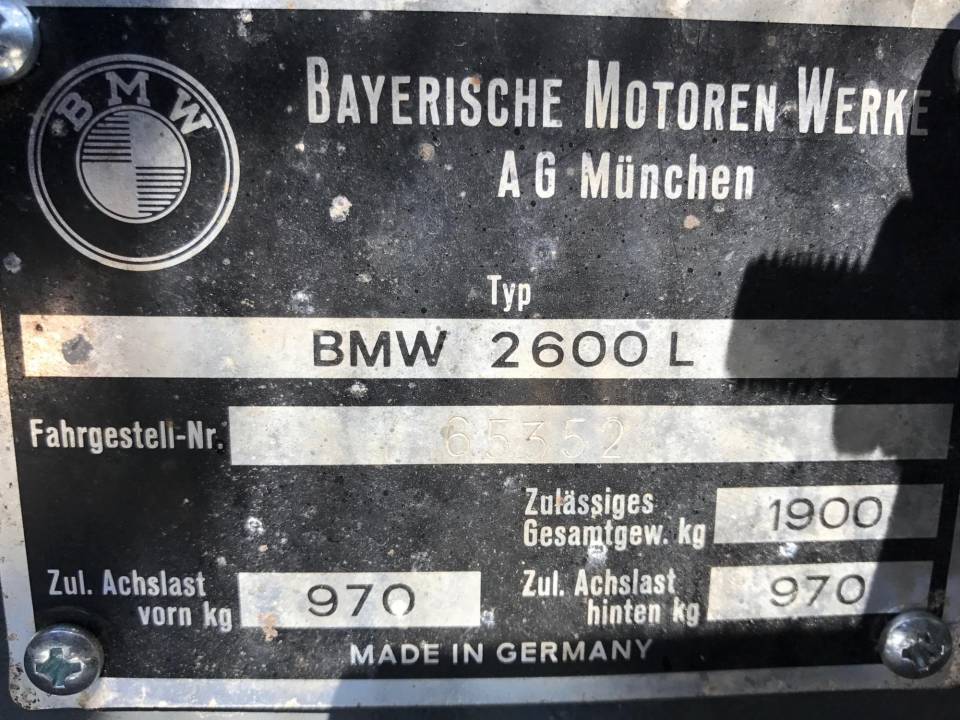 Image 39/50 de BMW 2,6 Luxus (1960)