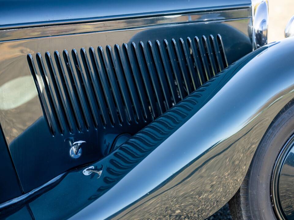 Image 36/50 de Bentley 4 1/2 Litre (1938)