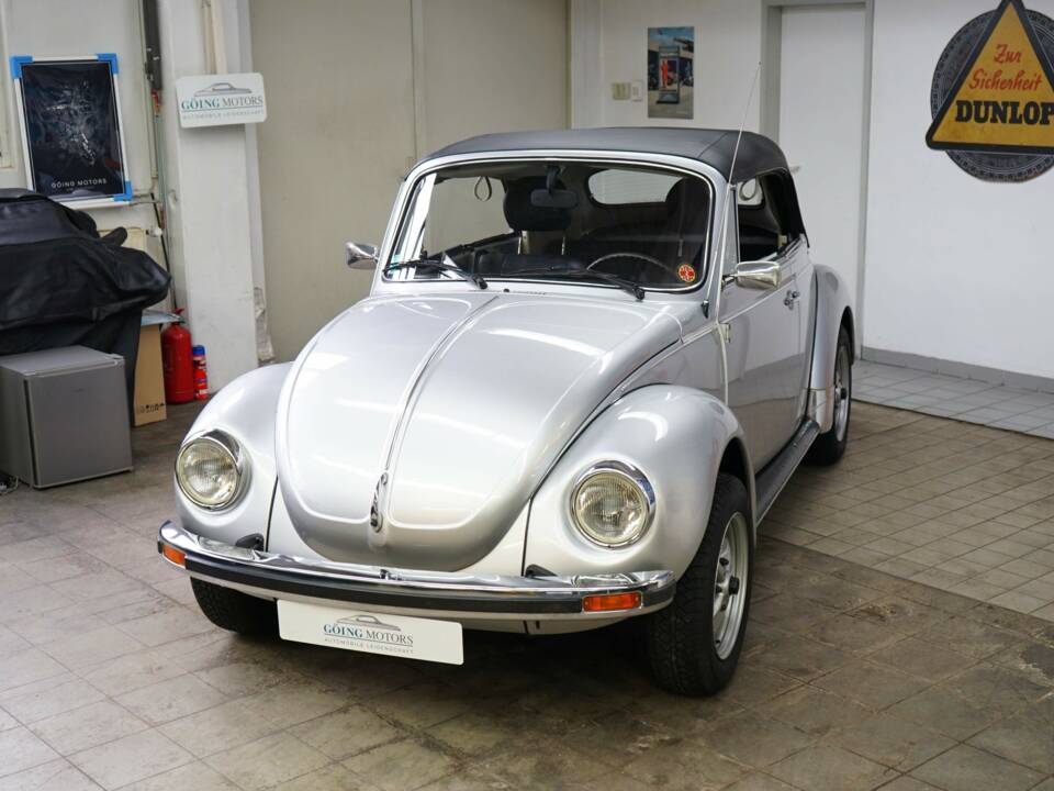 Immagine 8/31 di Volkswagen Käfer 1303 LS (1979)