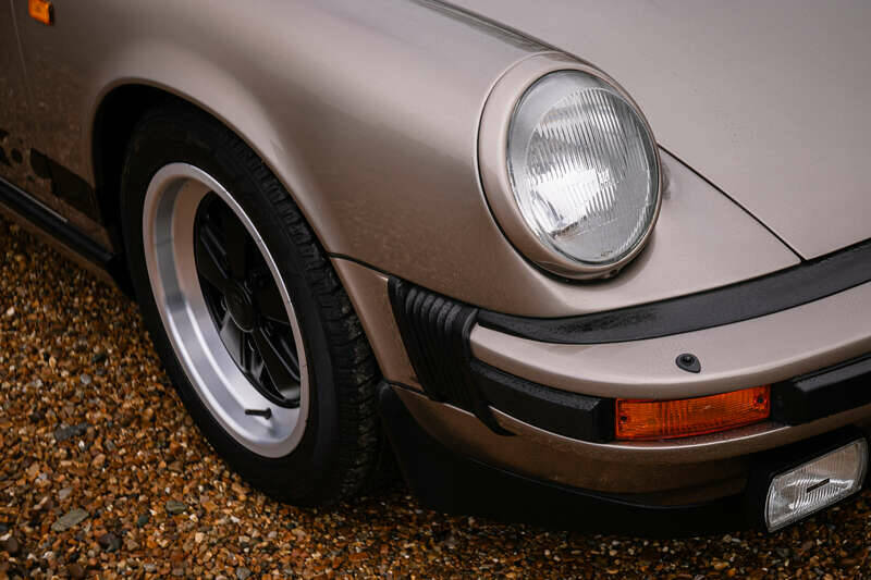 Image 28/50 of Porsche 911 SC 3.0 (1982)