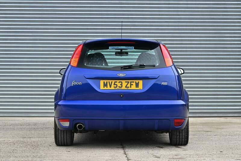 Image 8/50 of Ford Focus RS (2003)