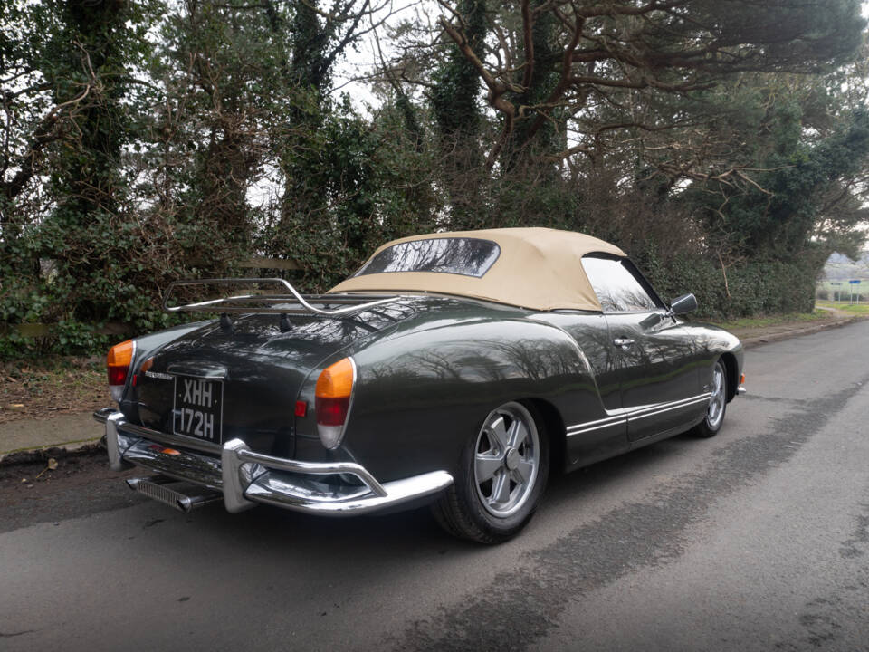 Image 19/20 of Volkswagen Karmann Ghia 1500 (1970)