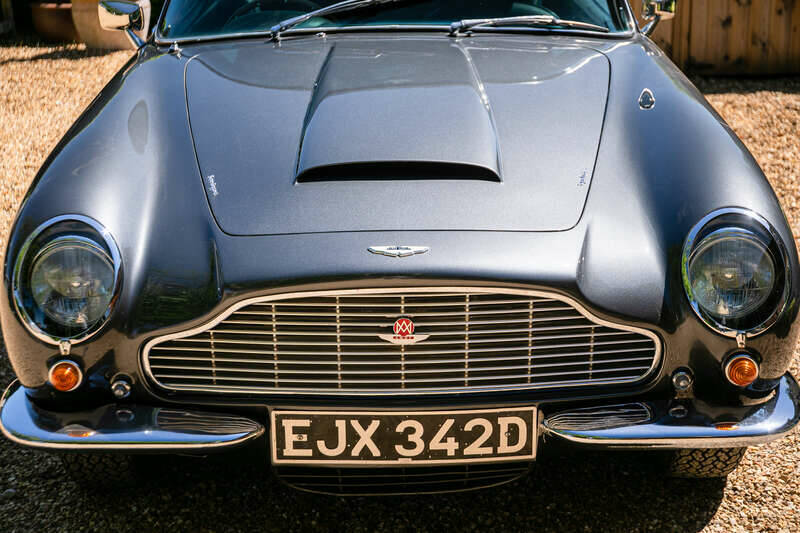 Afbeelding 14/47 van Aston Martin DB 6 Vantage (1966)