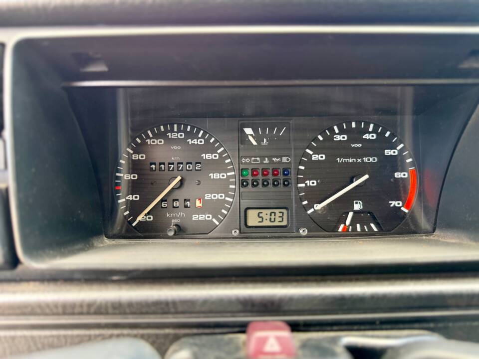 Image 14/17 of Volkswagen Golf Mk II 1.8 (1990)