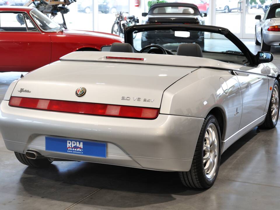 Image 5/32 of Alfa Romeo Spider 3.0 V6 24V (2002)