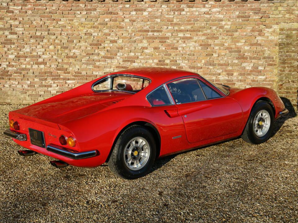 Bild 32/50 von Ferrari Dino 246 GT (1970)
