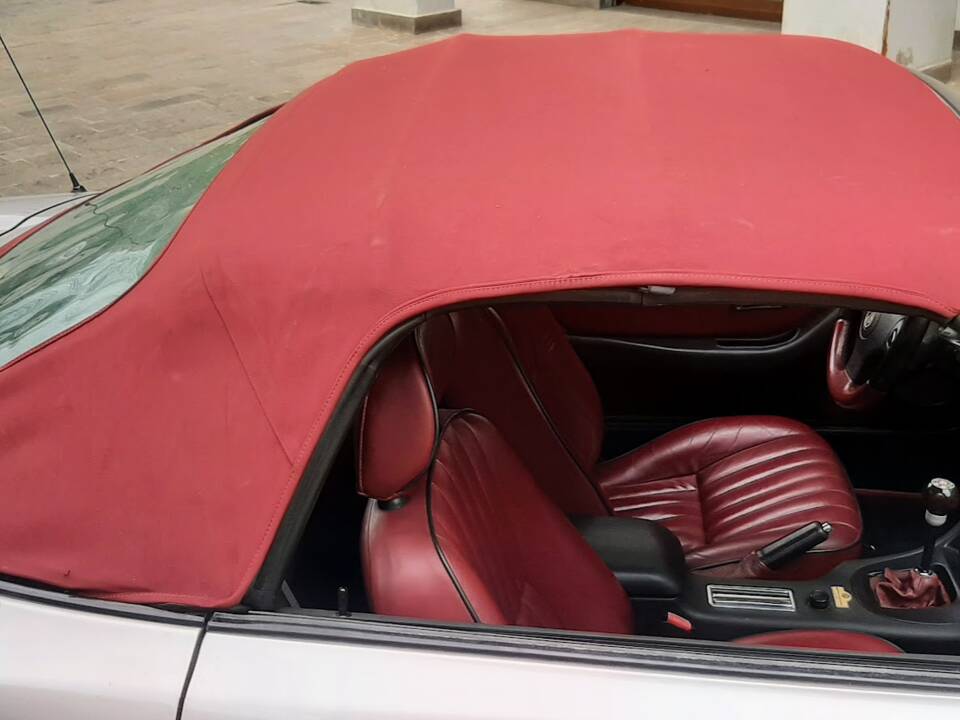 Immagine 33/50 di MG F 1.8i VVC 75 LE "75th Anniversary" (1999)