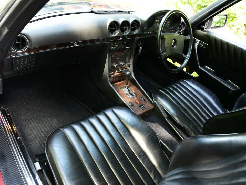 Image 31/50 of Mercedes-Benz 300 SL (1988)
