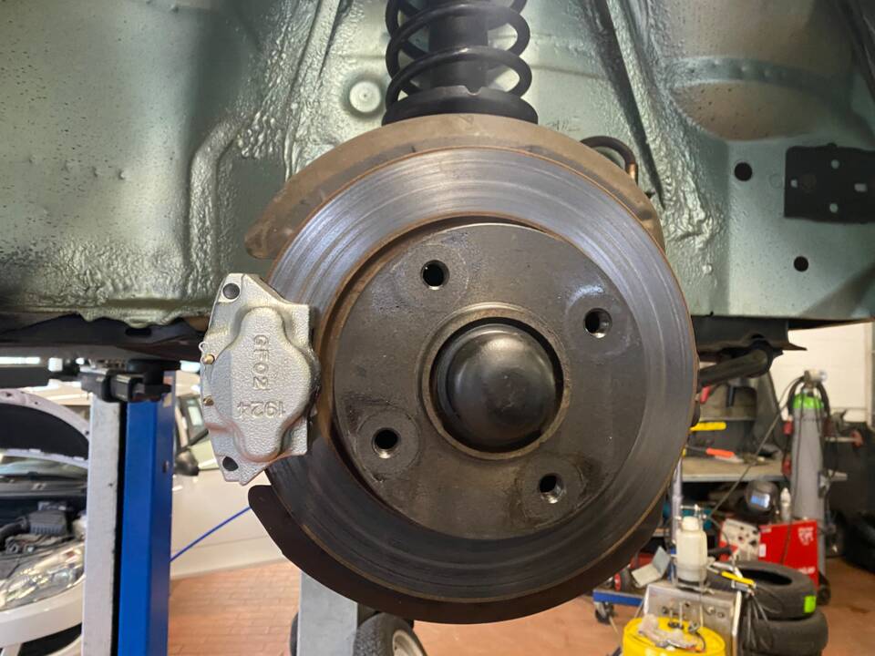 Image 56/96 of Volkswagen Beetle 1303 (1980)