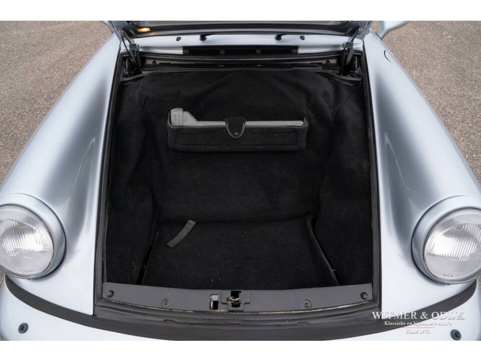 Bild 26/27 von Porsche 911 Carrera 2 (1992)