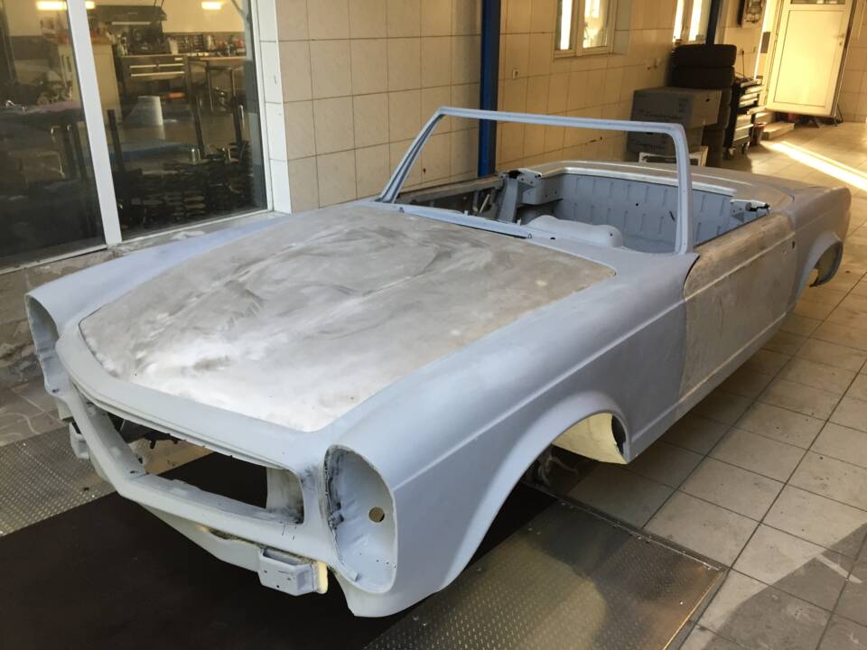 Image 1/43 of Mercedes-Benz 230 SL (1967)