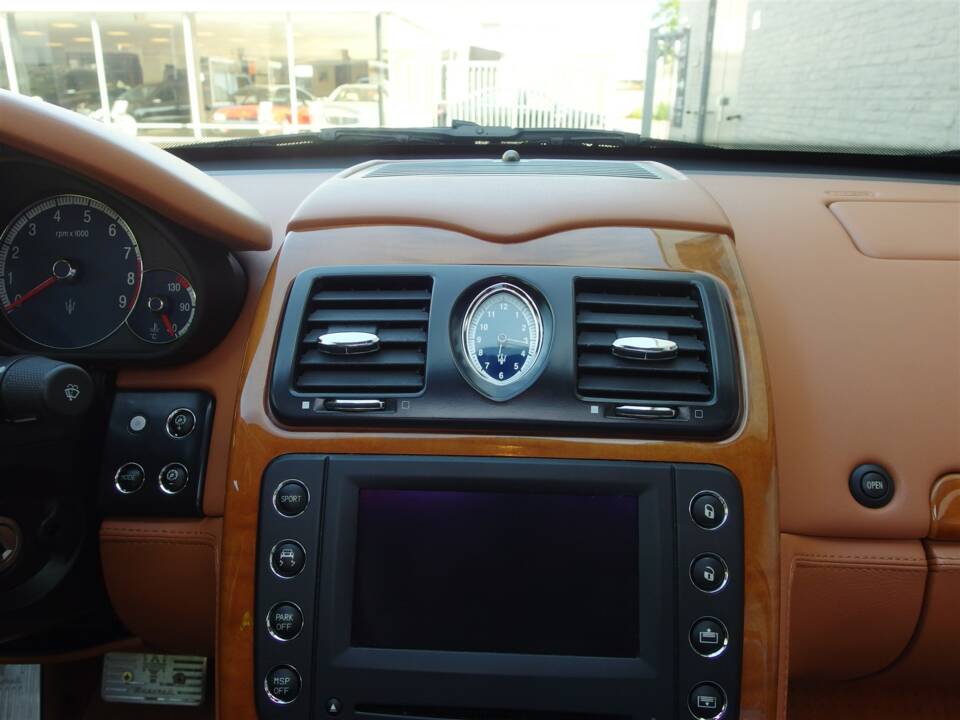 Image 55/99 of Maserati Quattroporte 4.2 (2007)