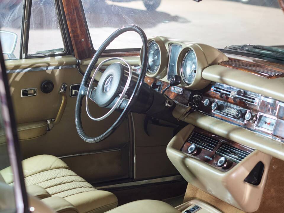 Bild 25/47 von Mercedes-Benz 280 SE (1970)