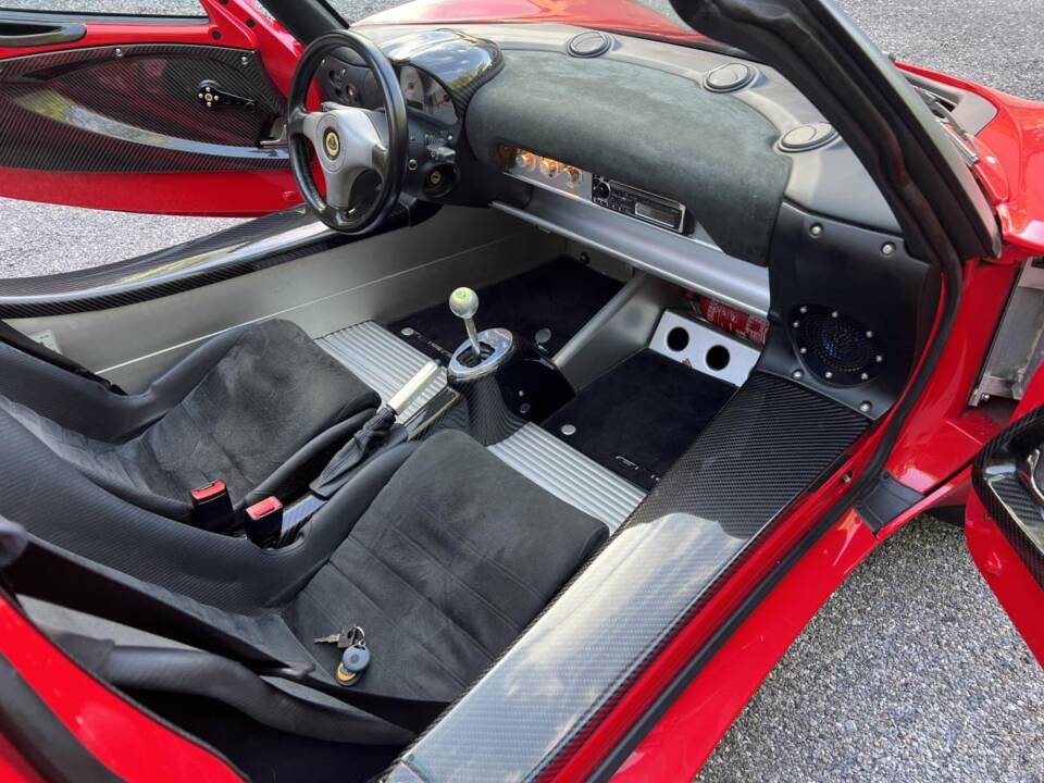 Image 20/22 of Lotus Elise (2002)